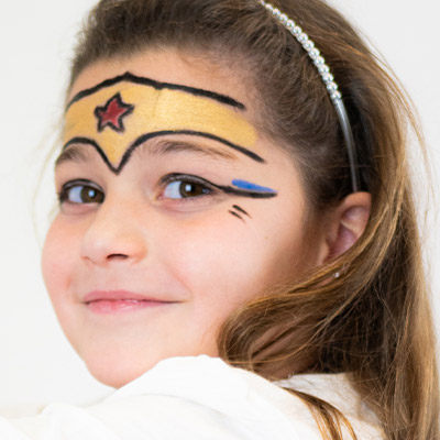 namaki-kinderschminke-bio-karneval-geburtstag-mottoparty-kinderschminken-superheldin