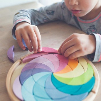 Bauspiel Farbenrad Mandala ab 3 Jahren pastell