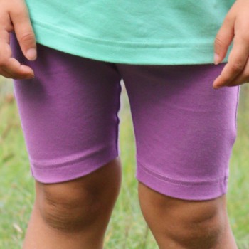 Knielange Radler Shorts lila